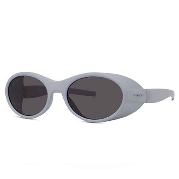 Givenchy Oval Sunglasses in Soft Matte Gray Unisex GV40065I - Picture 4 of 8